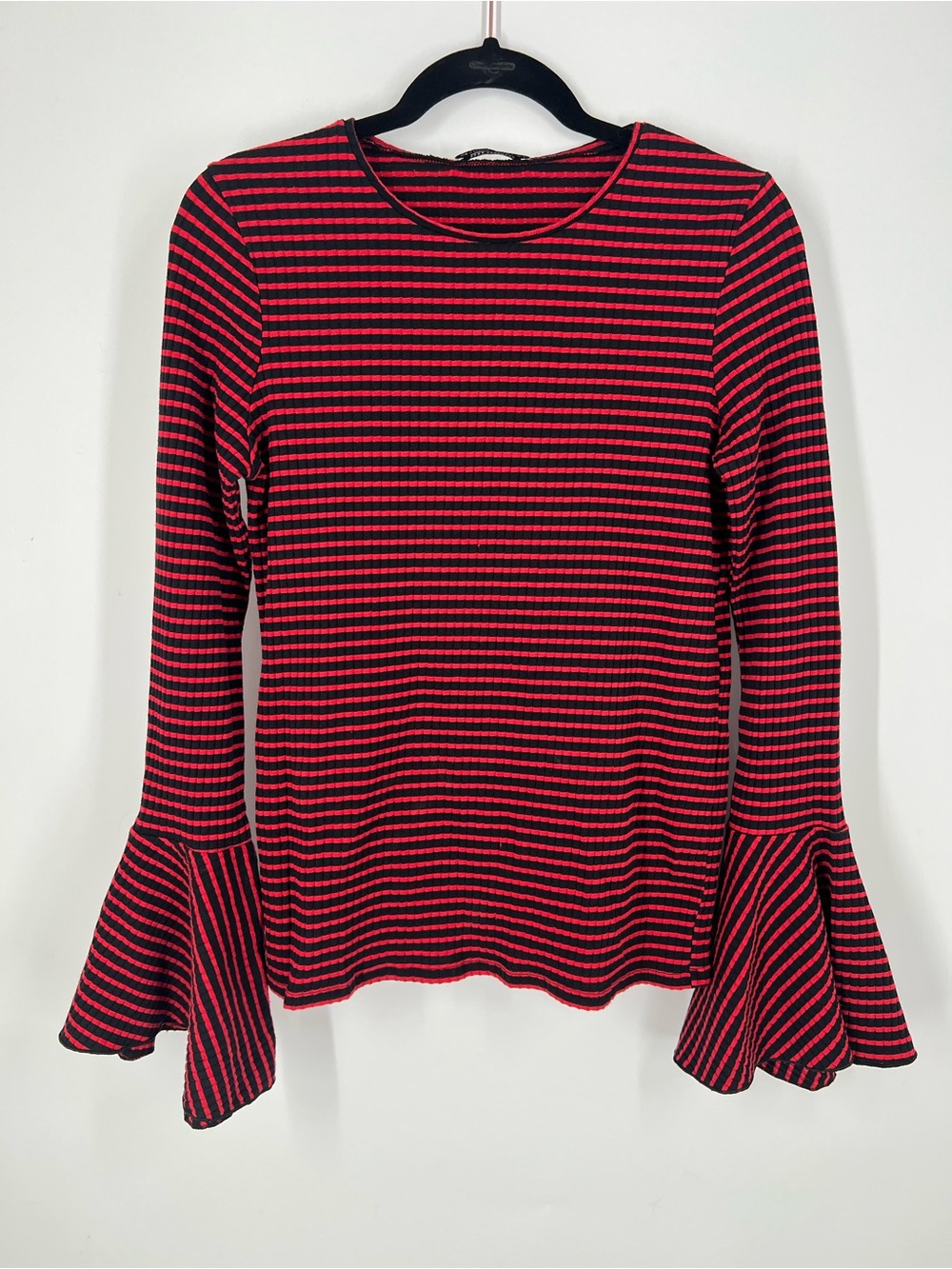 Zara Trafaluc Red & Black Ribbed Striped Long-sleeve Flared Cuff Top Size Large